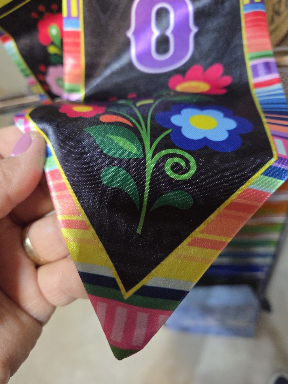 🍍Graduation Scarf - Picture 2 of 6